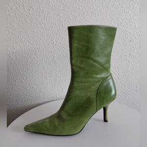 VTG Steve Madden Chicago  Green Leather Short Zip Boots